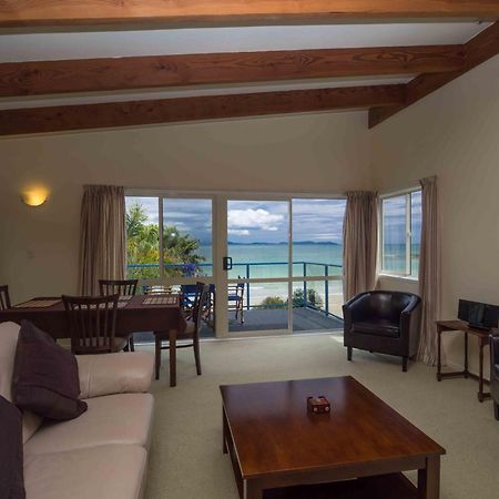 By The Bay Beachfront Apartments Mangonui Exterior photo