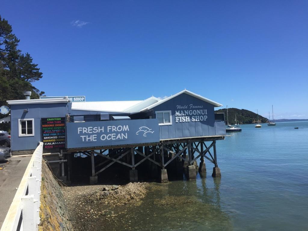 By The Bay Beachfront Apartments Mangonui Room photo